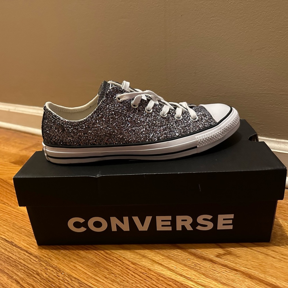 New in box glitter Converse
